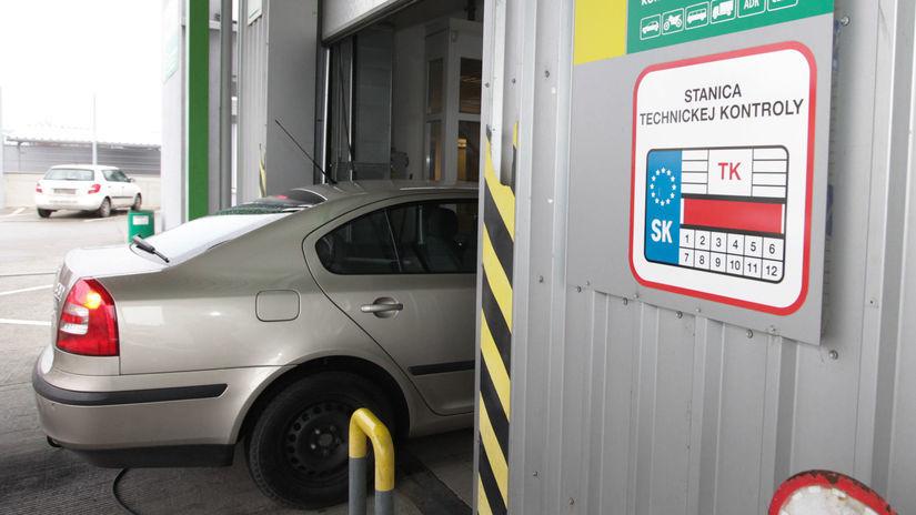 Praktické tipy a triky pre majiteľov áut: STK, prihlásenie a čo si postrážiť