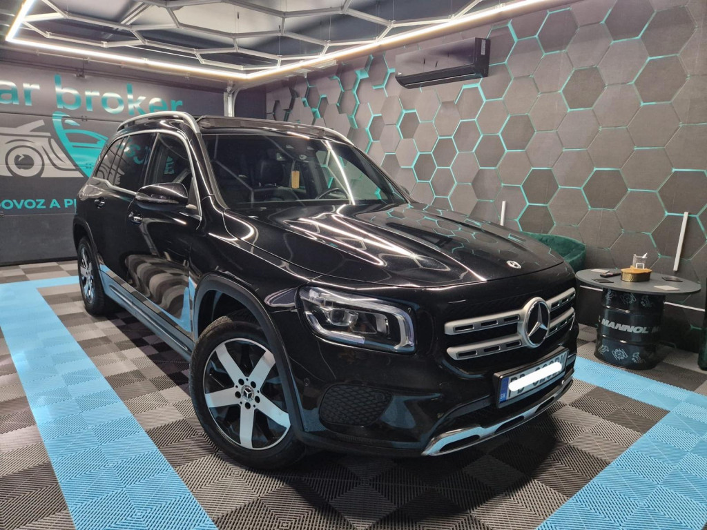 GLB 7-miestne 110kW Panoráma Full LED 