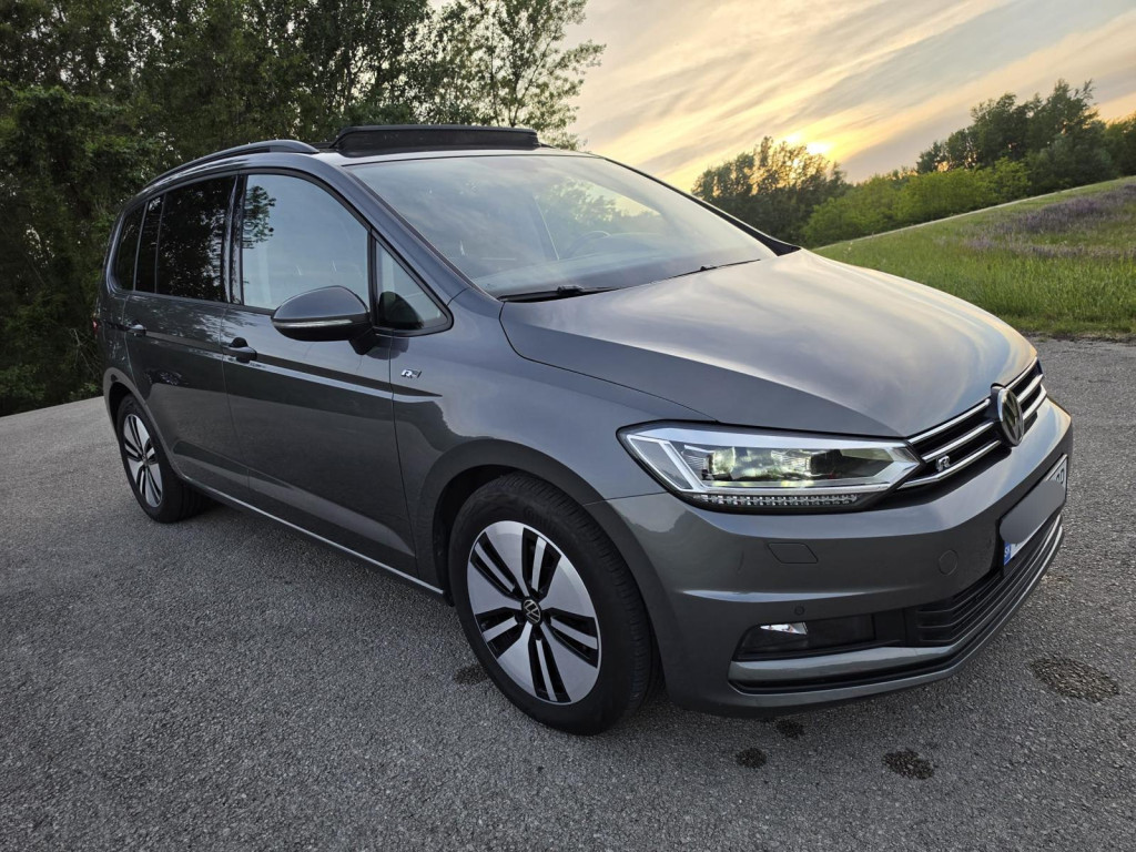 1,6 TDI 7-miestne 85kW Panoráma Alcantara LED Keyless Masážne sedadlo 