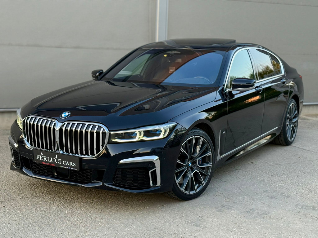 730d xDrive M-Paket AT, HUD, BMW Live Cockpit, Harman/Kardon, Carbon Core, Laser Lights, TOP STAV!