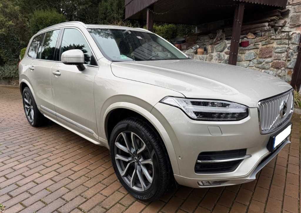 D5 AWD (4x4) Inscription, Virtual Cockpit, LED Matrix,  Intellisafe Surround, TOP STAV!