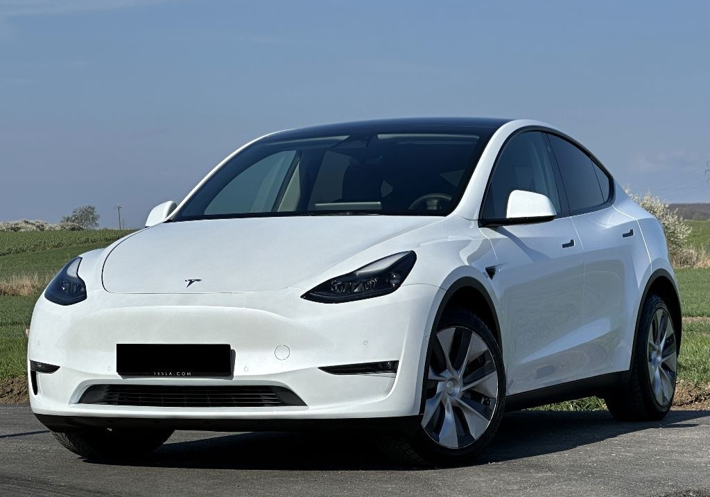 75kWh Long Range Dual Motor AWD 378kW Záruka 63.091km 4x4 