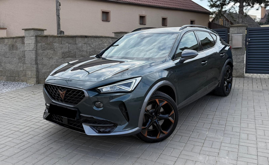 VZ 1.4TSi eHYBRID DSG 180kW 2022 VIRTUAL/DCC