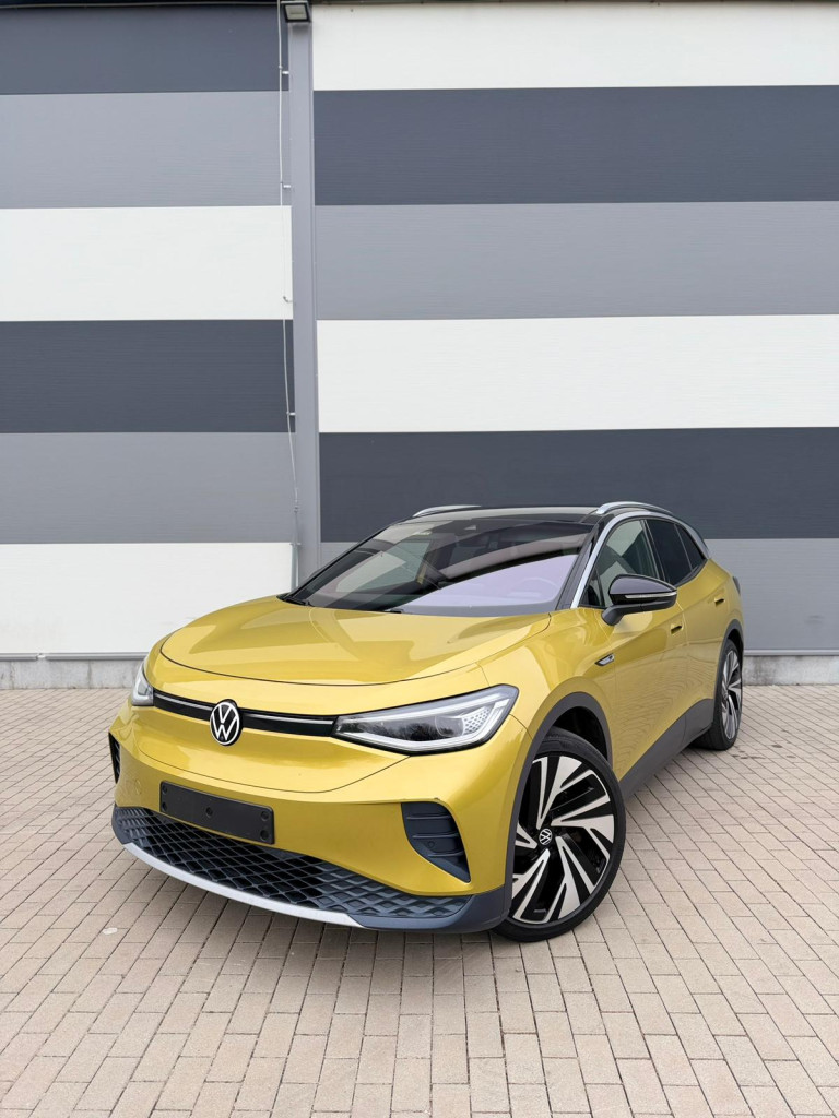  1st. Edition Pro Performance 82kWh, R21, HUD, Virtual Co., LED Matrix, Výhrev, Masáž, 360° Cam., Ťažné!