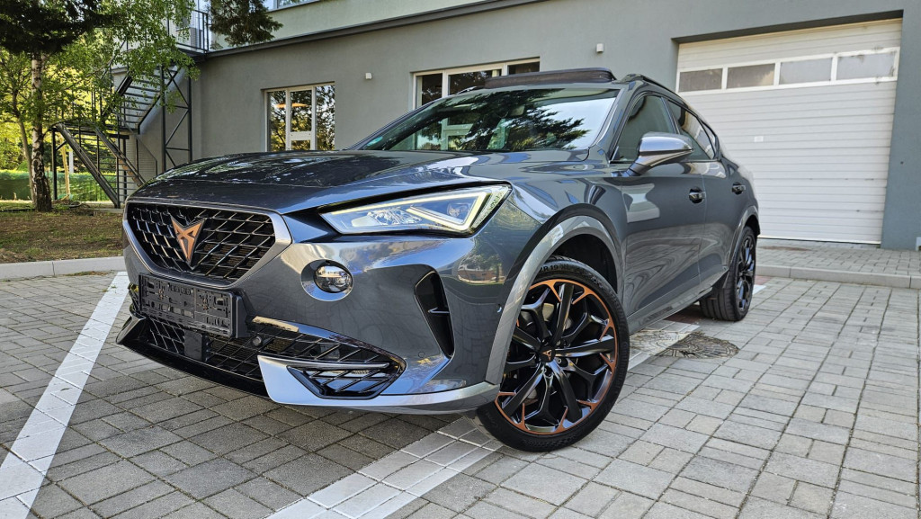  2.0 TSI 4Drive 4x4, Virtual Cockpit, Panoráma, Webasto, Beats Audio, Full LED, Ťažné, TOP STAV!