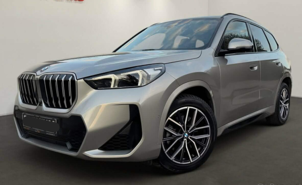 xDrive 23i mHEV ///M-SPORT HEAD-UP 360°3D KAMERA