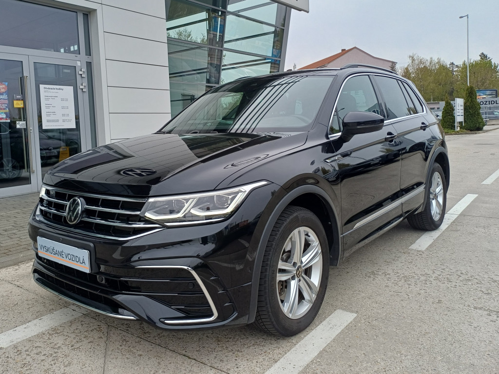 R-LINE, 2.0 TSI, 140 kW, 7st.DSG, 4motion, Odpočet DPH, Overené auto v super stave!!!