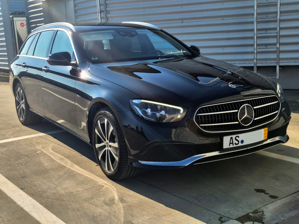 E300DE nafta/hybrid 109 000km AT9