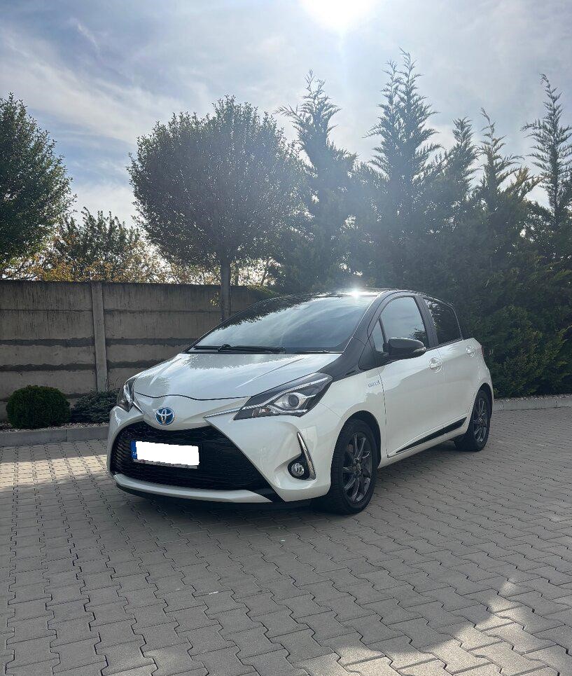 1.5 Hybrid A/T, Sezónne prezutie, Výhrev, EV Mode, TOP STAV!