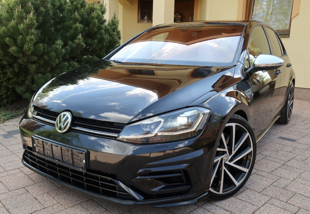 7.5 R 2,0 TSI 228kW Performance  Dynaudio R19 Virtual 4x4 