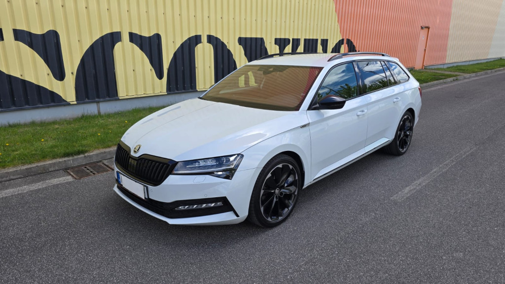 Sportline EVO 2.0 TDI DSG 200PS, R19, Virtual Cockpit, Výhrev, LED Matrix, Ťažné, ACC, VAM R1, Nízky nájazd! TOP STAV!
