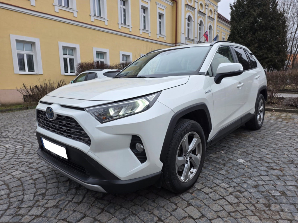 2.5 Hybrid e-CVT 178PS, FWD, Virtual Co., EV-Mode, ACC, TOP STAV
