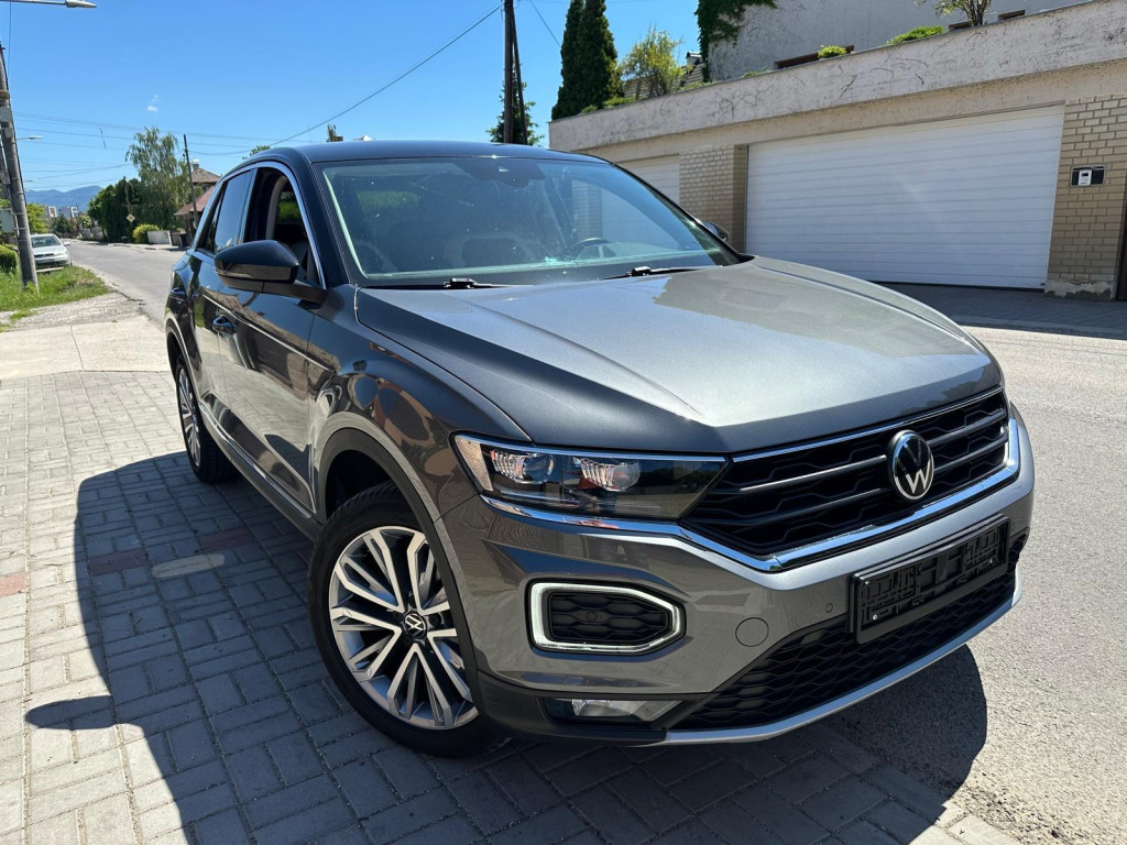 1,5 TSI 110kW Sport Virtual Benzín 