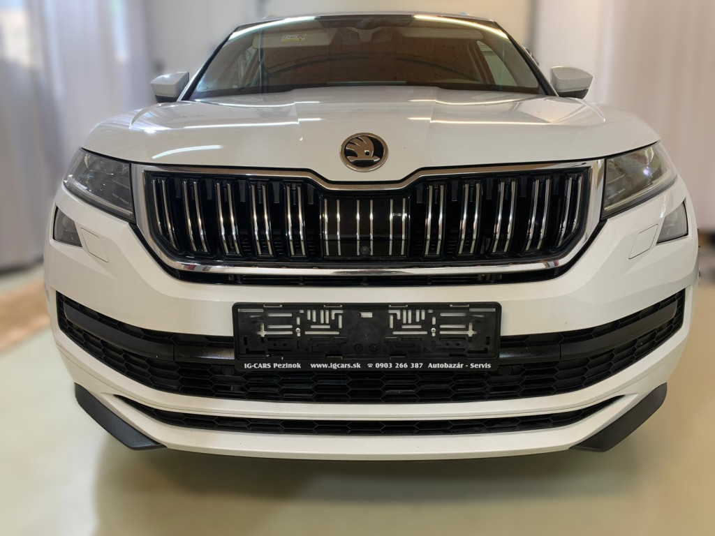 Laurin & Klement 2.0 TDI 140kw 4x4, 7 miestne