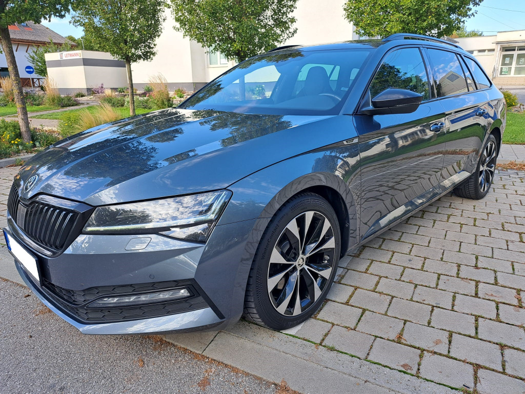 Sportline 2.0 TDI DSG, Virtual Co., Canton, Výhrev, Cúv. kamera, Ťažné, DCC, ACC