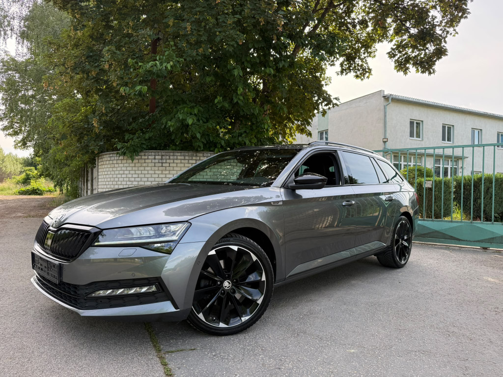 Sportline EVO 2.0 TDI DSG 200PS, Virtual Cockpit, Výhrev, LED Matrix, 360° Cam., Ťažné, DCC, ACC, TOP STAV!