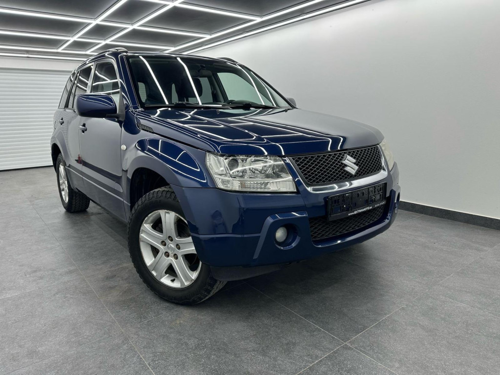 2,0 JLX-AL Navi ESP Benzín 4x4 M5 Ťažné 