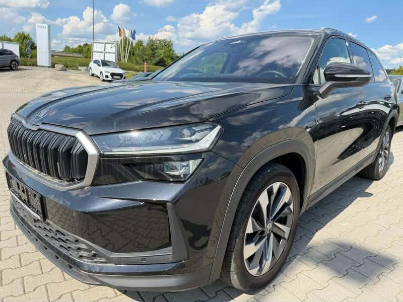 Selection 193k DSG 4x4 2024 Ťažné/Canton/23tisK