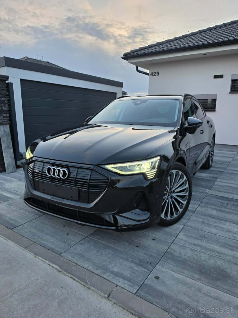 Sportback 55 300kW S-line Quattro Nočné Matrix