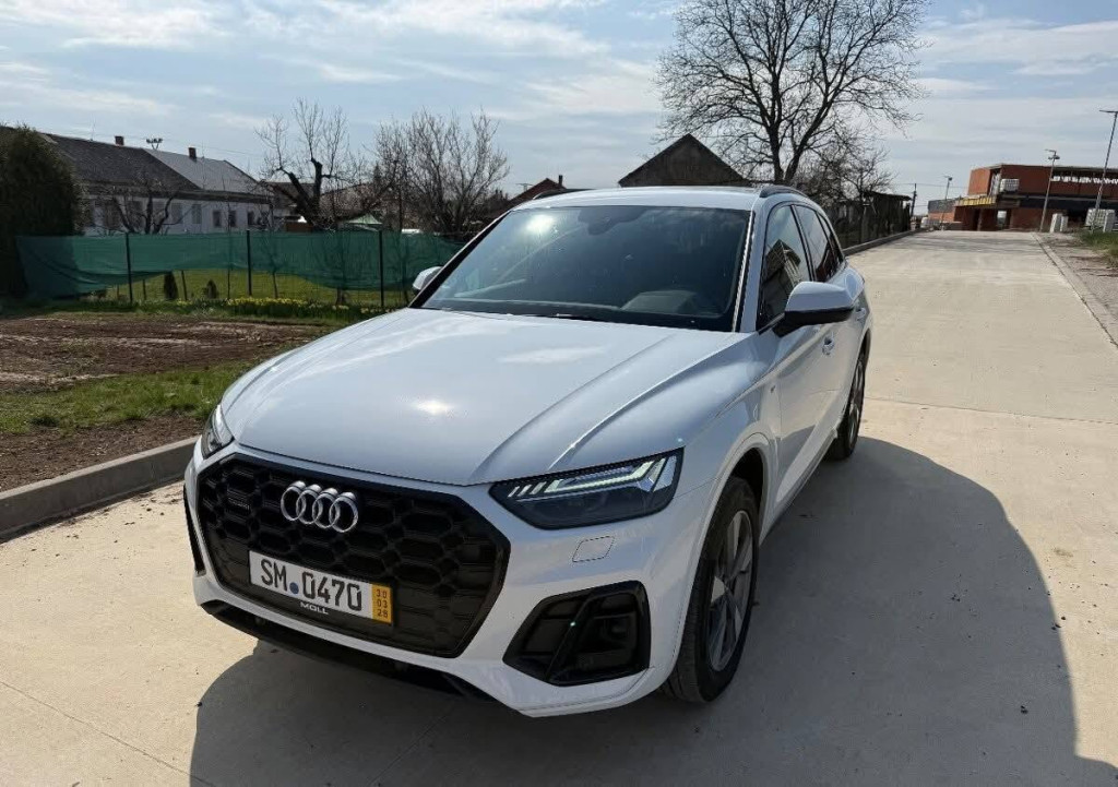  S-Line 210kw 4x4 Moon