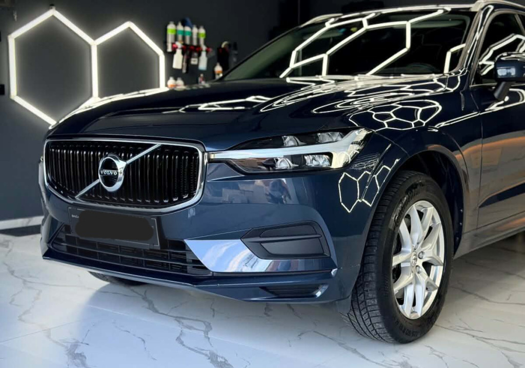 B4 4x4 AWD 145kw MHEV Momentum pro-2021-A/T