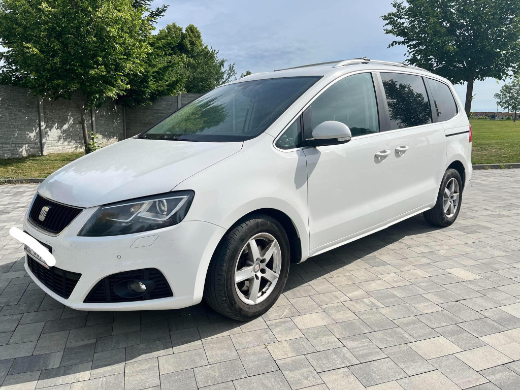  2.0 TDI, M6, 7 miestne prevedenie! Výhrev, Xenón, Tempomat