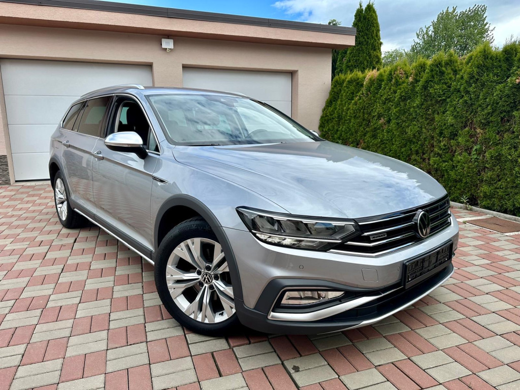 B8 2,0 TDI Lift 147kW 4x4 DSG Virtual