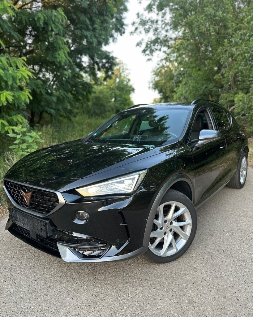 2.0 TDI 4Drive (4x4), Virtual Co., Výhrev, Full LED, Cúv. kamera, Ťažné, ACC