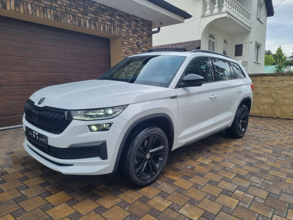 Sportline EVO 4x4 2.0 TDI DSG, Panoráma, Virtual Co., 7 MIESTNE! LED Matrix, Ťažné, DCC, ACC, TOP STAV!