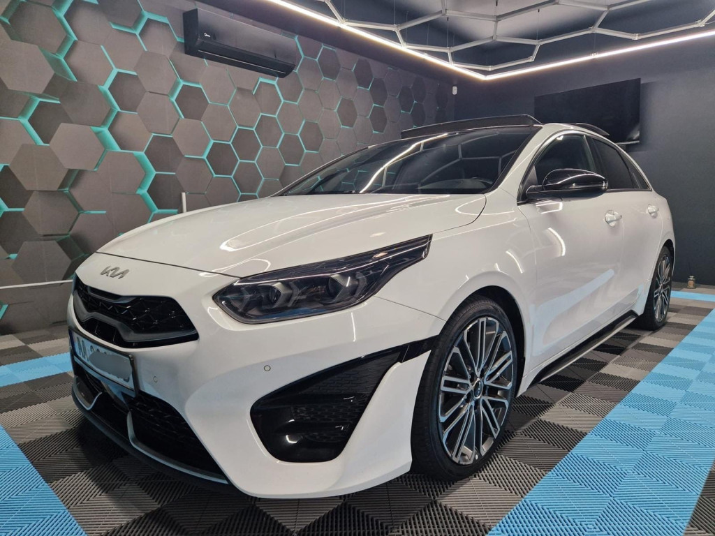 1,5 T-GDI GT-line Facelift Benzín Full výbava 