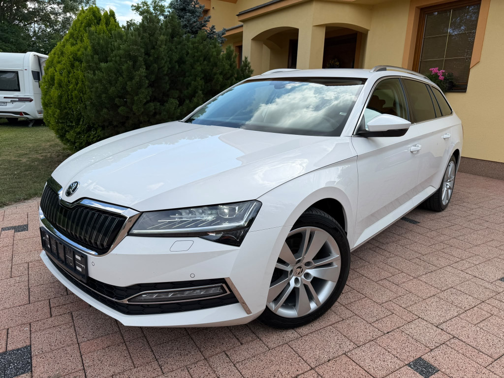 1,4 TSI PHEV Style Hybrid DSG Virtual Odpočet DPH 