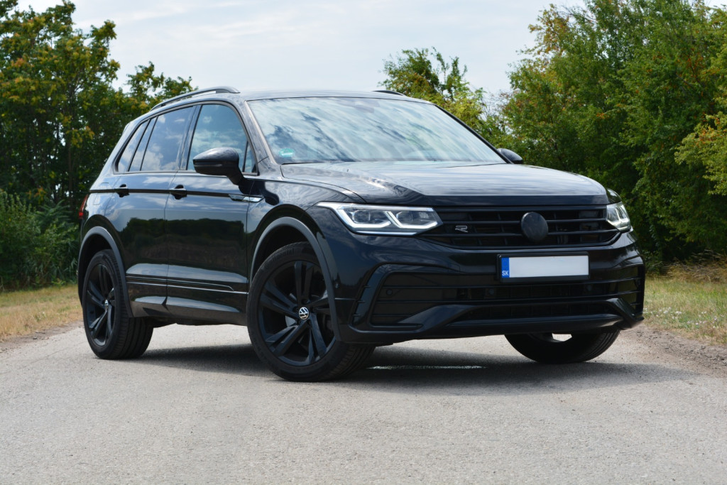 2,0 TDI R-line 147kW 4x4 Black Edition Virtual 
