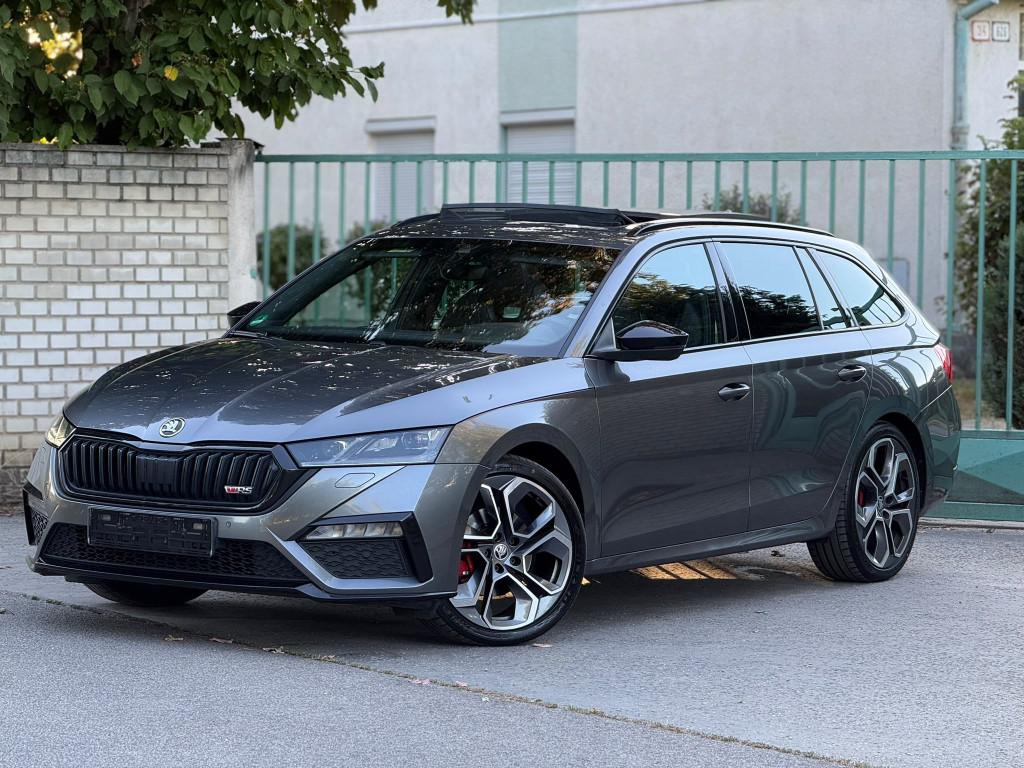  IV RS 2.0 TDI DSG, Panoráma, Webasto, Virtual, DCC, ACC, TOP STAV!
