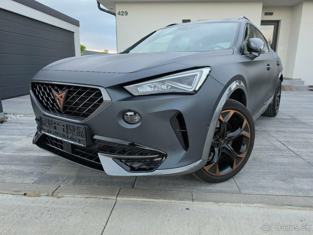 VZ 2.0 TSI 4Drive 310 PS DSG PANO ŤAŽNÉ MATT