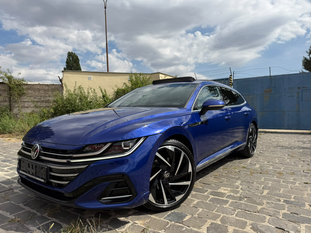 R-Line 2.0 TDI DSG, Panoráma, Harman/Kardon, Ťažné, DCC, ACC, TOP STAV!