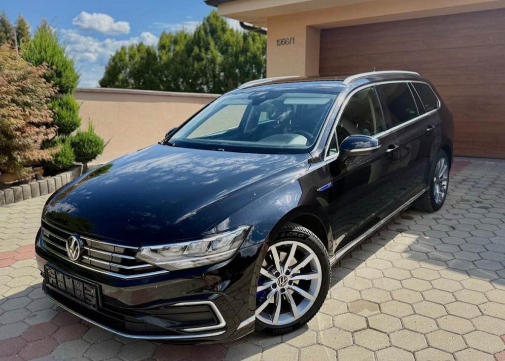 1.4 eHybrid DSG 160kW Odpočet DPH 