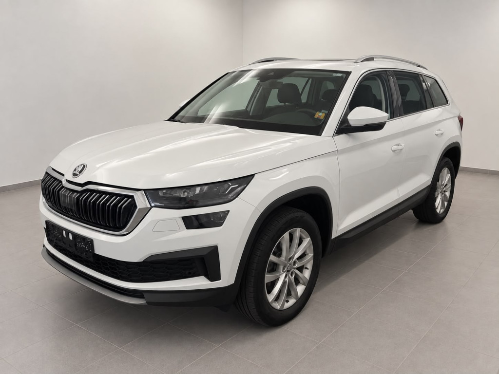 Style 2.0 TDI DSG A/T, Virtual Co., Sezónne pneu, Nízky nájazd! TOP STAV!
