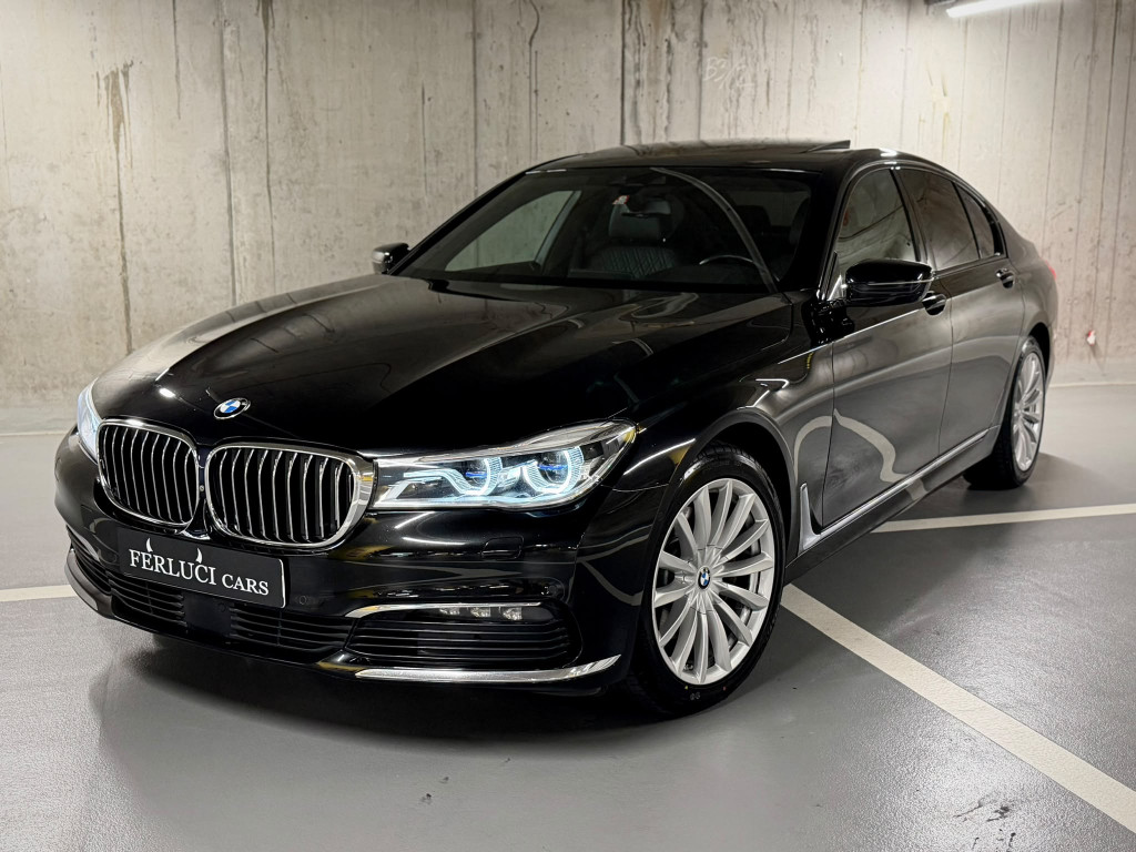 730d xDrive A/T, Carbon Core, Soft Close, HUD, Strešné okno, TOP STAV!