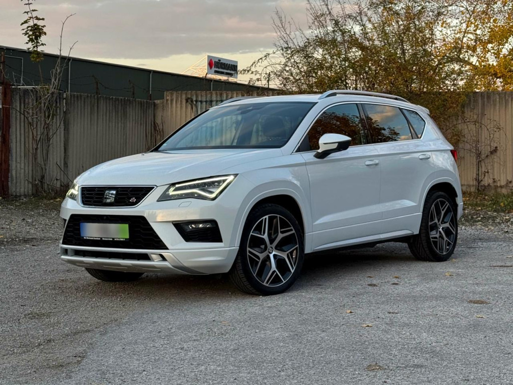 FR 2,0 TDI 140kW 4x4 DSG 360kamera Panoráma 